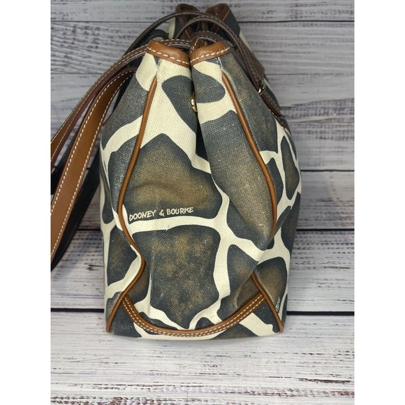 Dooney & Bourke Giaraff Animal Print Canvas Tag Tote Shoulder Bag Purse - Picture 4 of 16